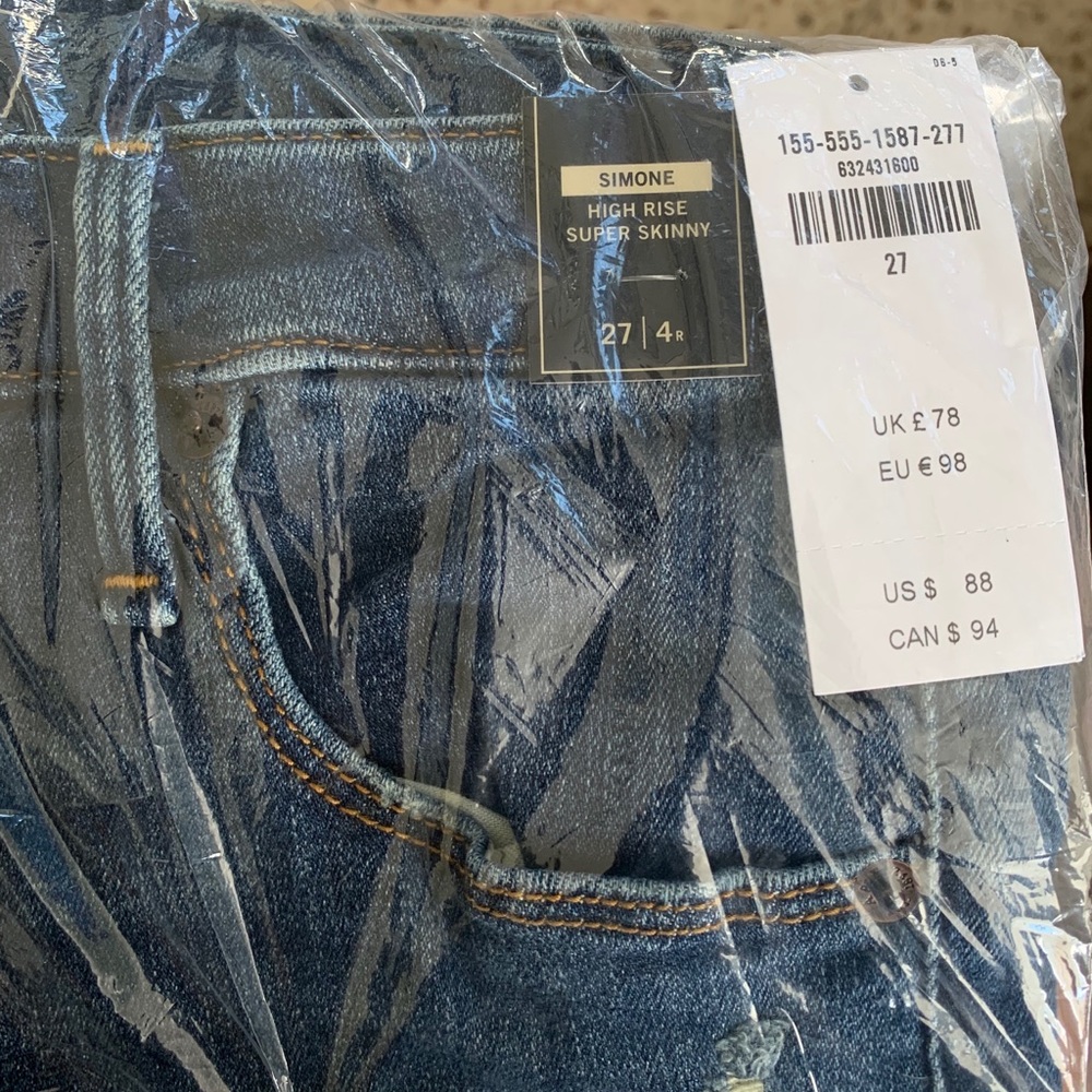 Abercrombie and Fitch high rise blue jeans